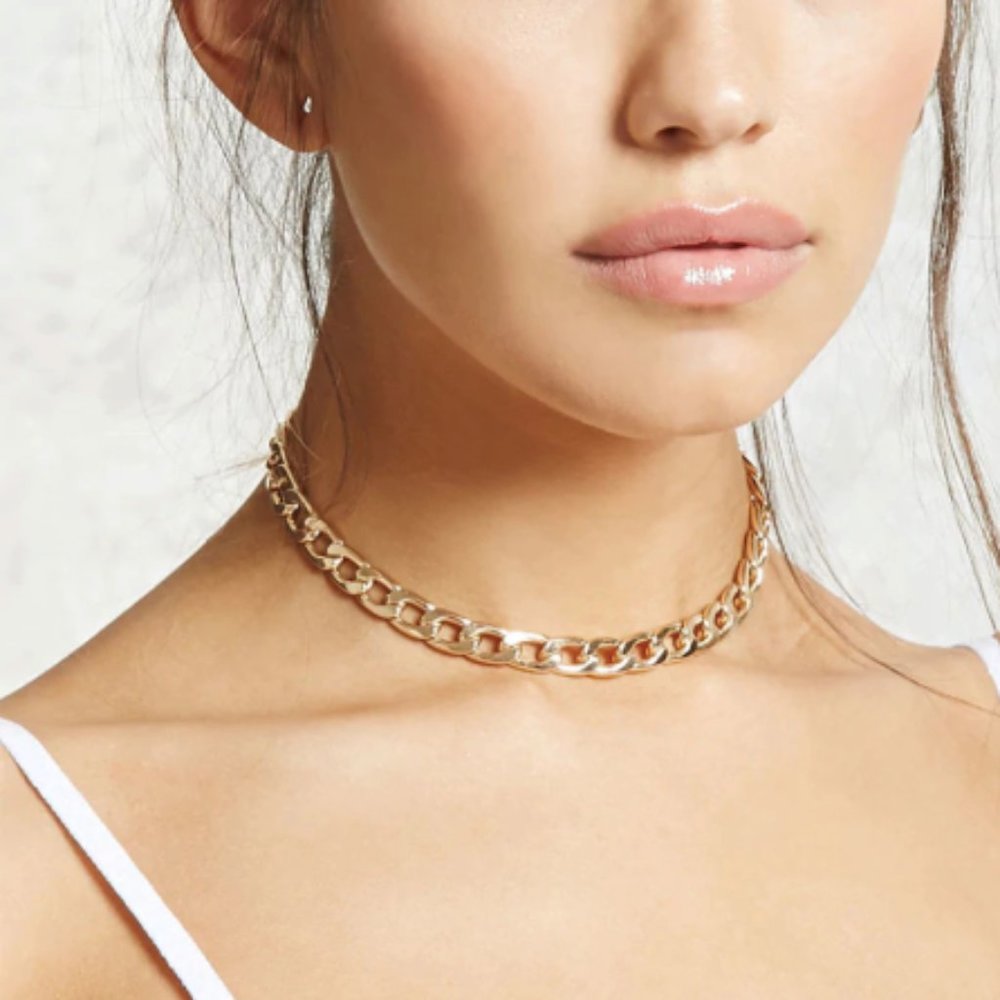 Short Golden Chain Necklace